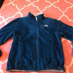 Full zip fuzzy North Face jackets, teal color XL